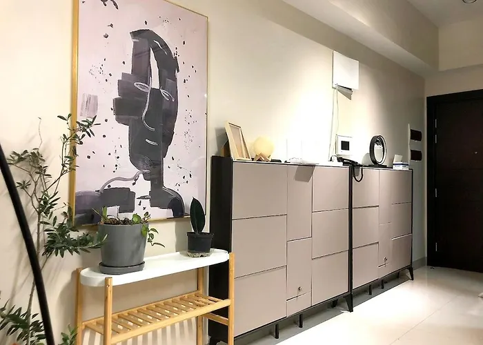 Uptown Parksuites - Elegant 2 Bedroom Unit With Balcony In Bgc Apartment