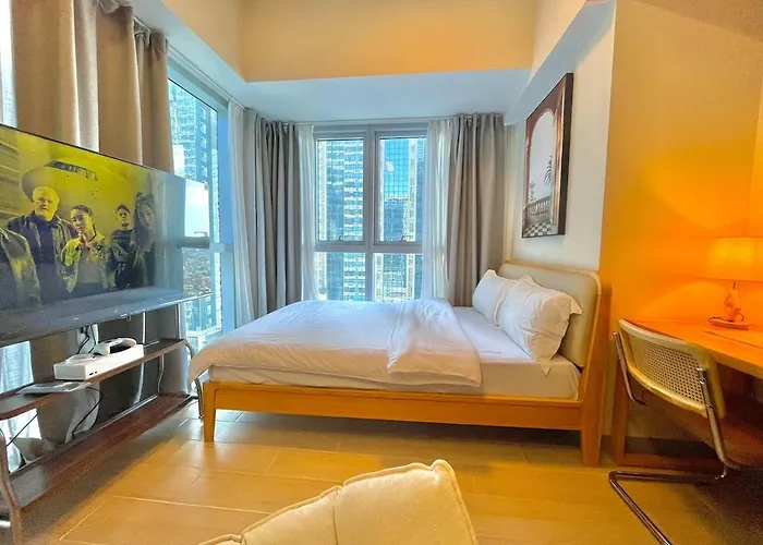 Apartment Uptown Parksuites - Elegant 2 Bedroom Unit With Balcony In Bgc Manila