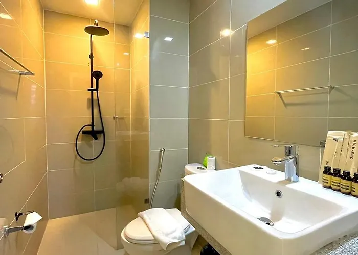 Apartment Uptown Parksuites - Elegant 2 Bedroom Unit With Balcony In Bgc