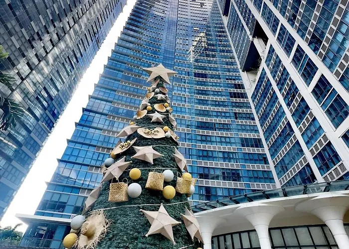 Apartment Uptown Parksuites - Elegant 2 Bedroom Unit With Balcony In Bgc *