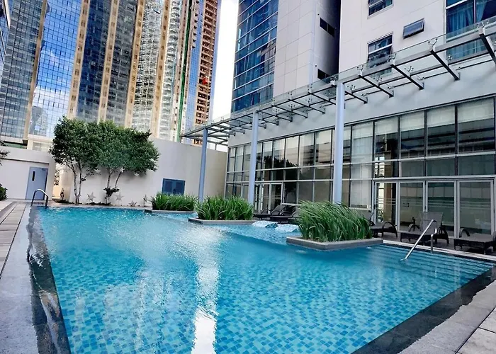 Apartment Uptown Parksuites - Elegant 2 Bedroom Unit With Balcony In Bgc *